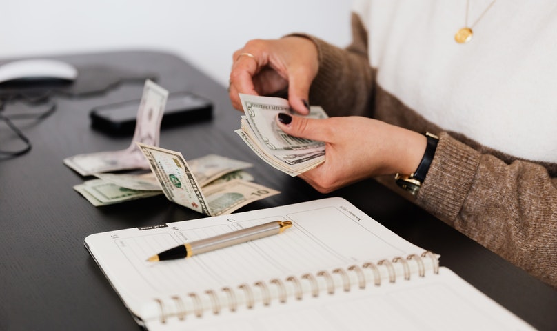 Cicilan yang Sehat Berapa Persen dari Gaji