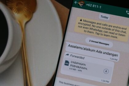 Tips Menghindari Penipuan Phising Link di WhatsApp