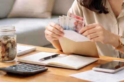 Cara Kelola Gaji Pertama