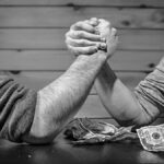 Menghadapi Persaingan Bisnis yang Menjual Produk Serupa