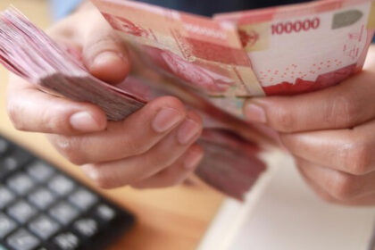 Memutar Uang Rp1 Juta